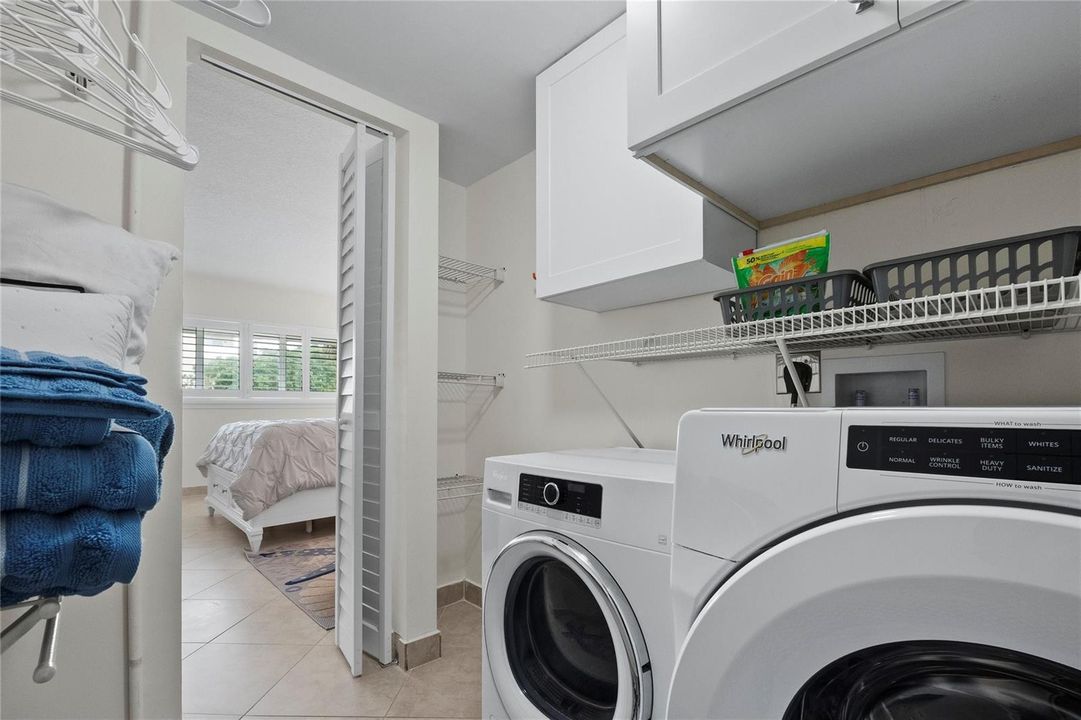washer/dryer in unit