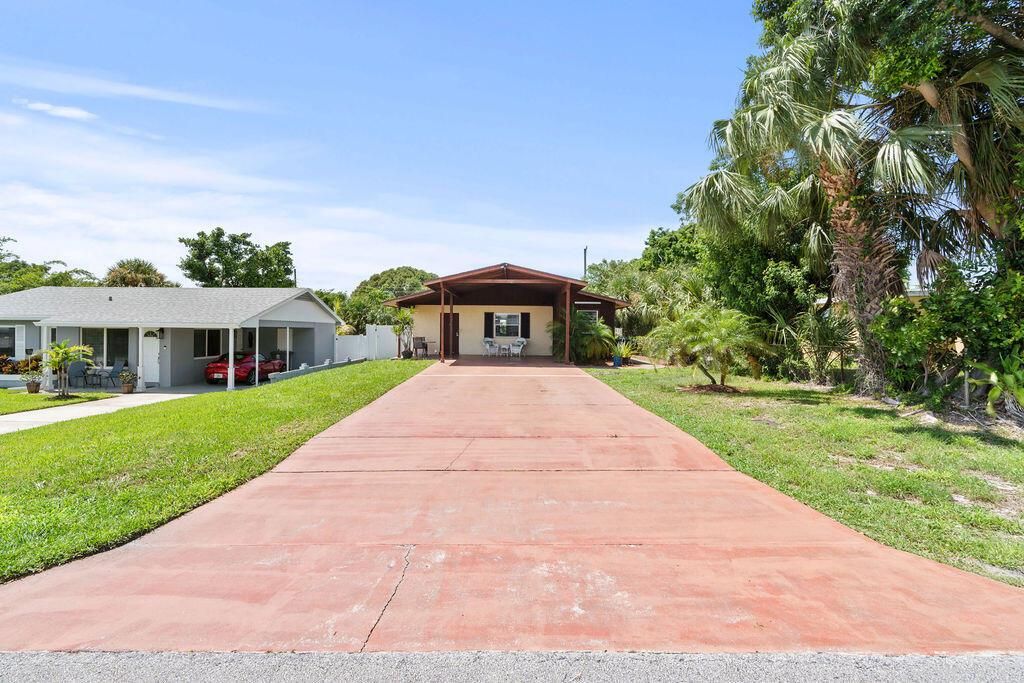 Look at that driveway