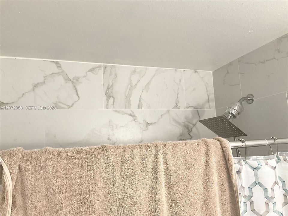 En Venta: $210,000 (2 camas, 2 baños, 1417 Pies cuadrados)