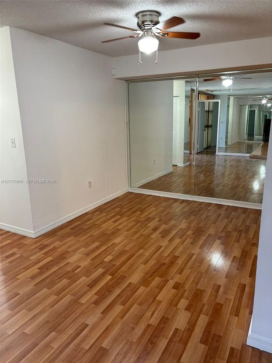 En Renta: $2,300 (2 camas, 2 baños, 898 Pies cuadrados)