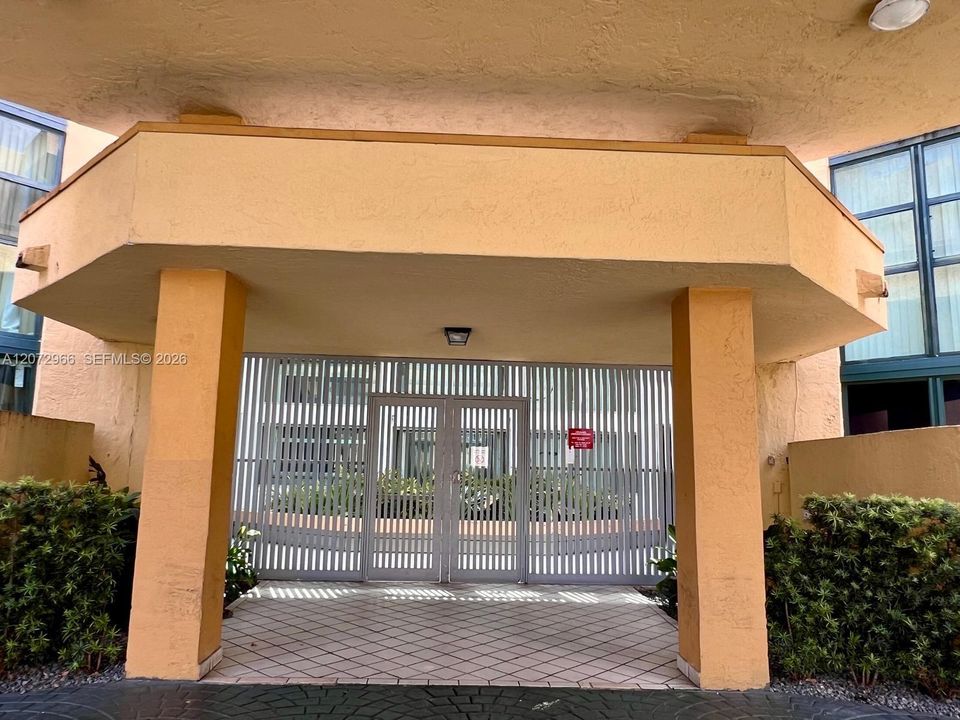 En Renta: $2,300 (2 camas, 2 baños, 898 Pies cuadrados)