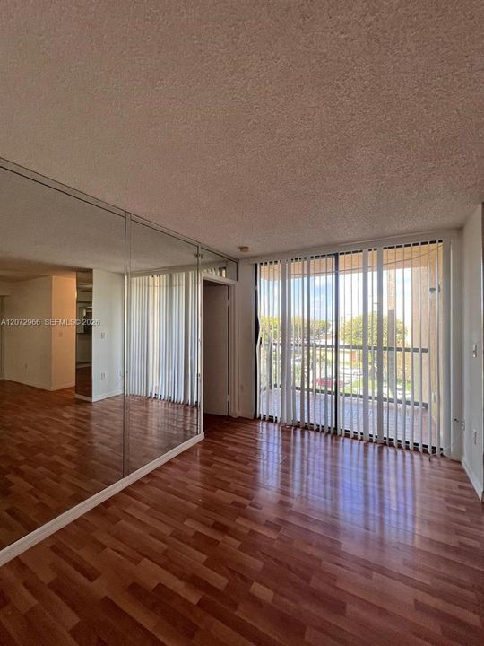 En Renta: $2,300 (2 camas, 2 baños, 898 Pies cuadrados)