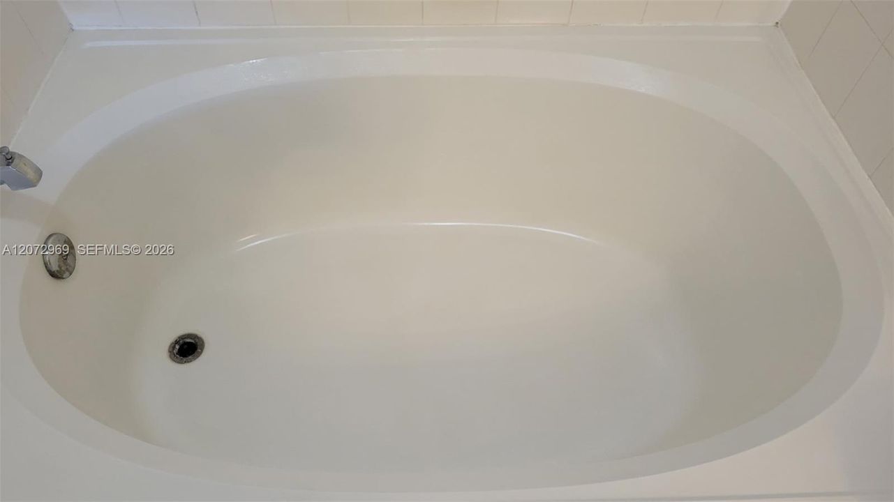 BATHTUB