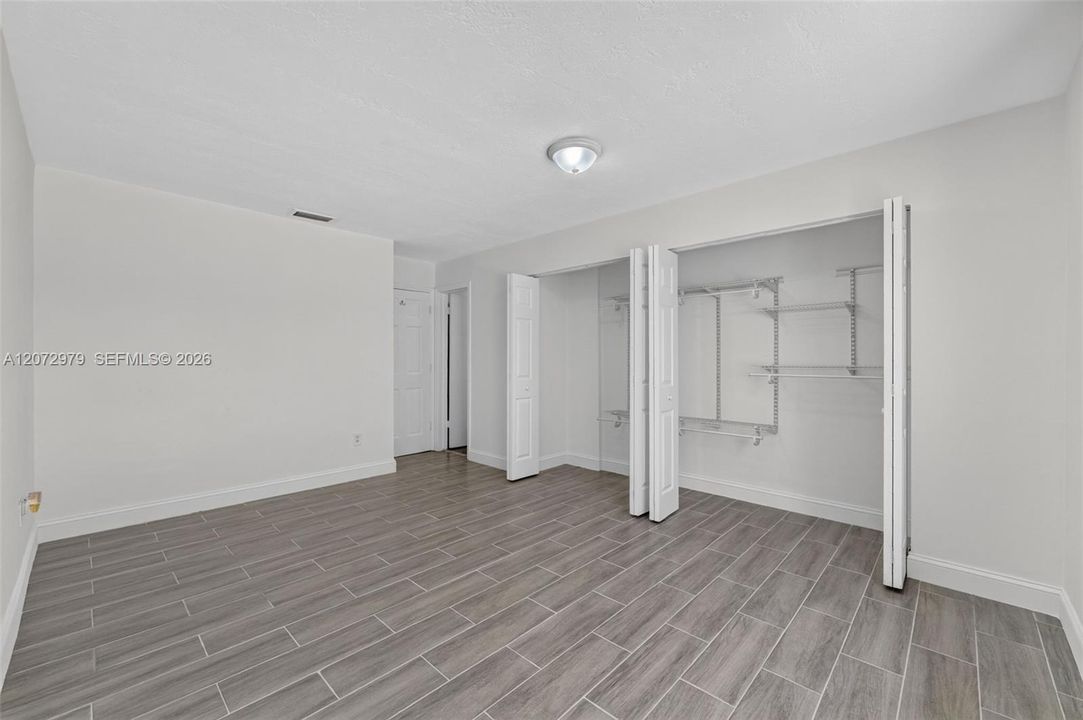 En Renta: $3,250 (3 camas, 2 baños, 1225 Pies cuadrados)