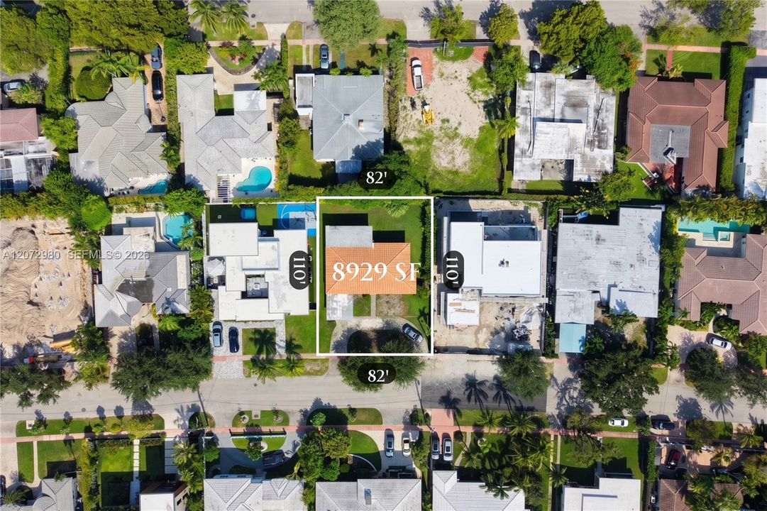 En Venta: $2,395,000 (3 camas, 2 baños, 1992 Pies cuadrados)