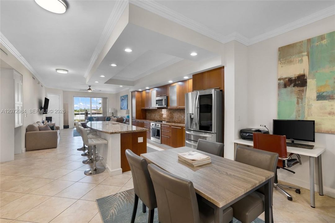For Rent: $6,500 (2 beds, 2 baths, 1672 Square Feet)