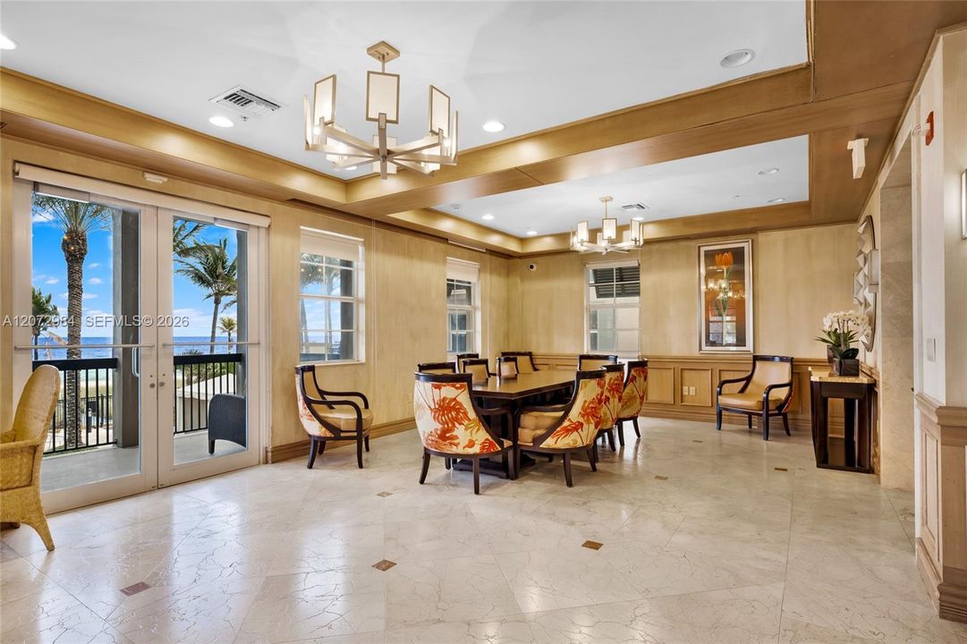 For Rent: $6,500 (2 beds, 2 baths, 1672 Square Feet)