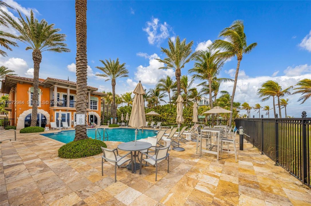 For Rent: $6,500 (2 beds, 2 baths, 1672 Square Feet)