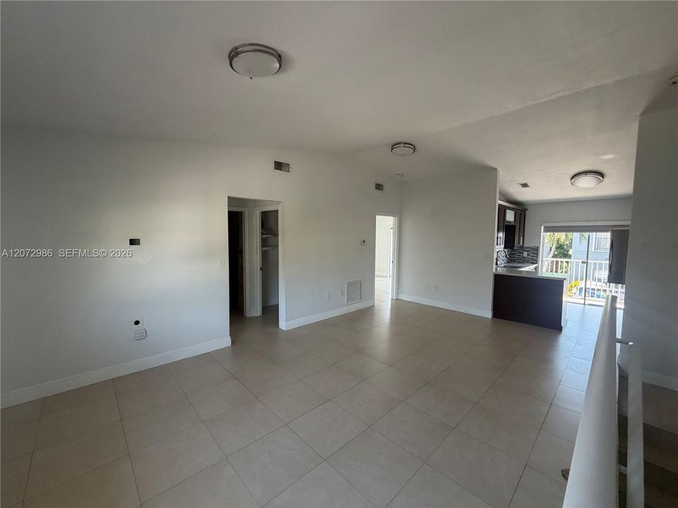 En Renta: $2,400 (2 camas, 2 baños, 1020 Pies cuadrados)