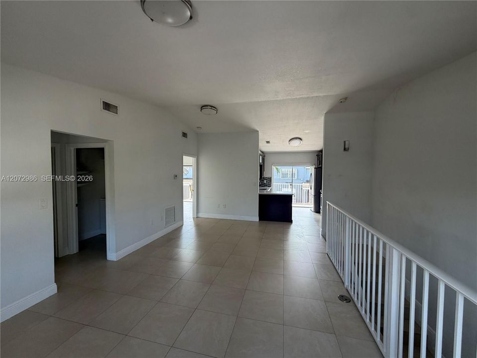 En Renta: $2,400 (2 camas, 2 baños, 1020 Pies cuadrados)