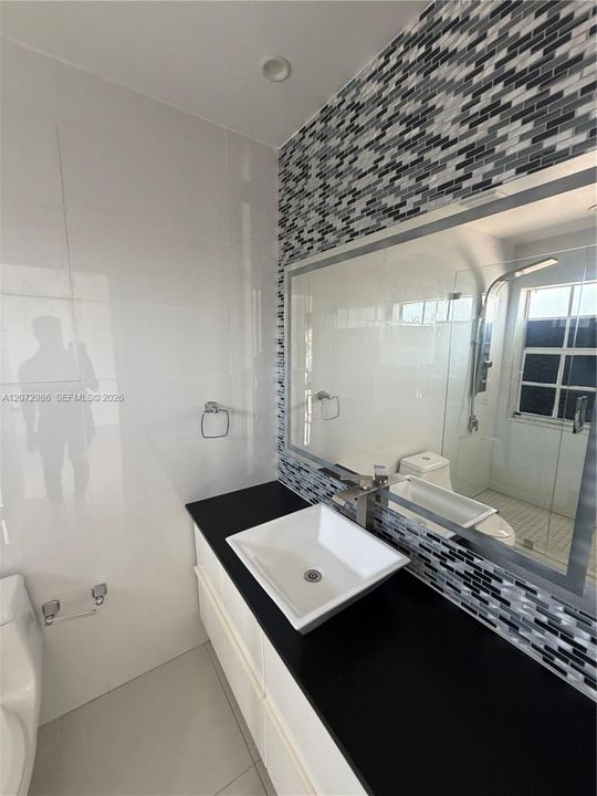 En Renta: $2,400 (2 camas, 2 baños, 1020 Pies cuadrados)