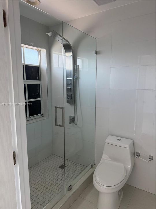 En Renta: $2,400 (2 camas, 2 baños, 1020 Pies cuadrados)