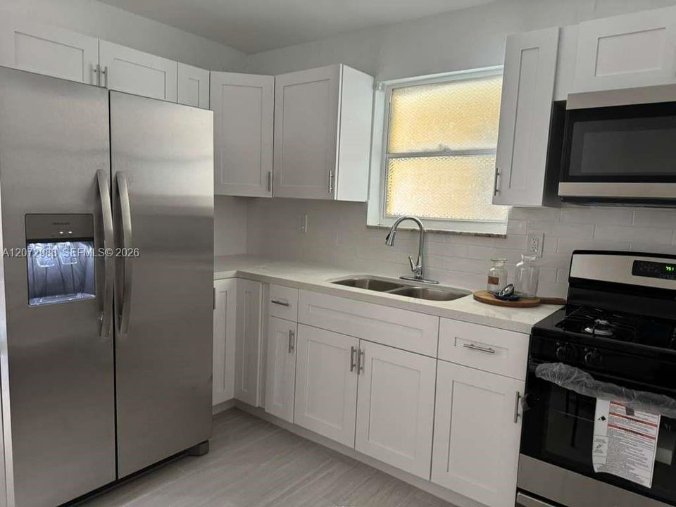 For Rent: $2,000 (2 beds, 1 baths, 0 Square Feet)