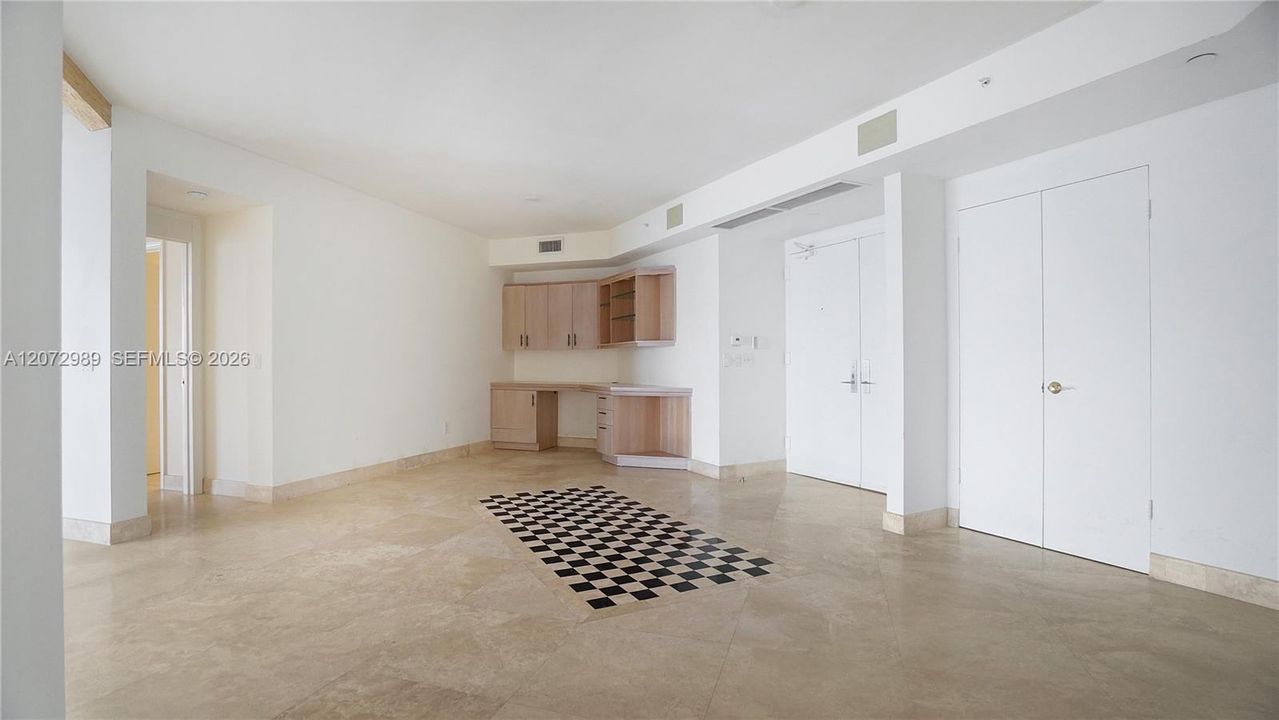 For Rent: $6,750 (2 beds, 2 baths, 1530 Square Feet)