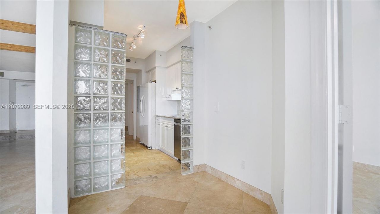 For Rent: $6,750 (2 beds, 2 baths, 1530 Square Feet)