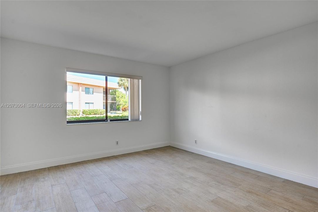 For Rent: $2,500 (2 beds, 2 baths, 1256 Square Feet)