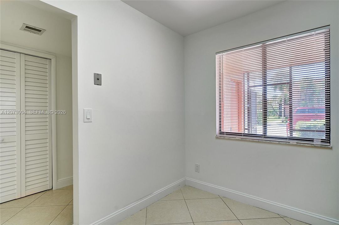 For Rent: $2,500 (2 beds, 2 baths, 1256 Square Feet)