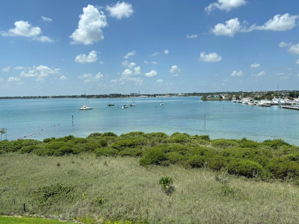 Fl Rm View