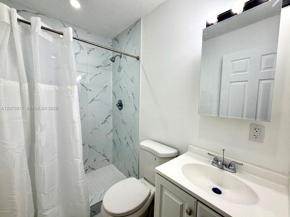 For Rent: $5,400 (5 beds, 3 baths, 1833 Square Feet)