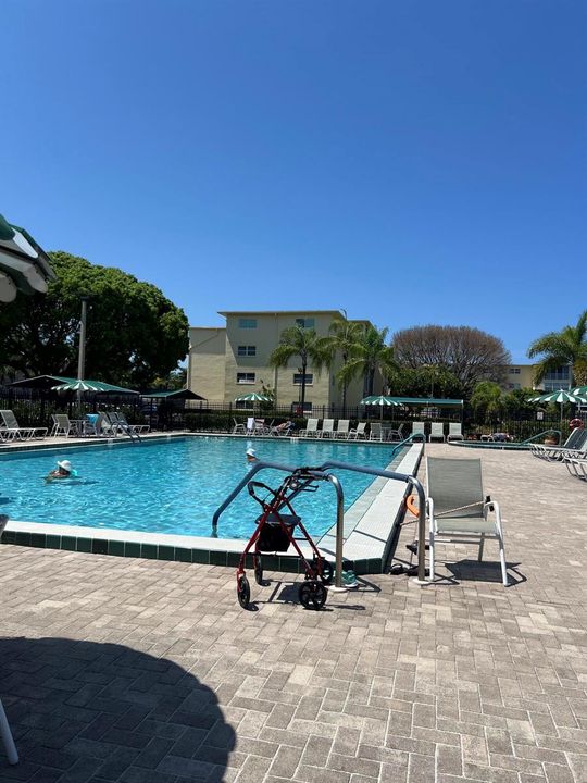 pool 2