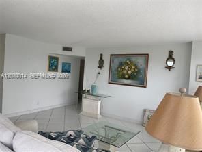 В аренду: $3,500 (2 спален, 2 ванн, 1190 Квадратных фут)