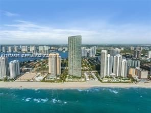 For Rent: $18,900 (3 beds, 2 baths, 1762 Square Feet)