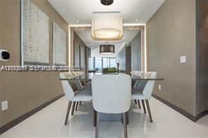For Rent: $18,900 (3 beds, 2 baths, 1762 Square Feet)