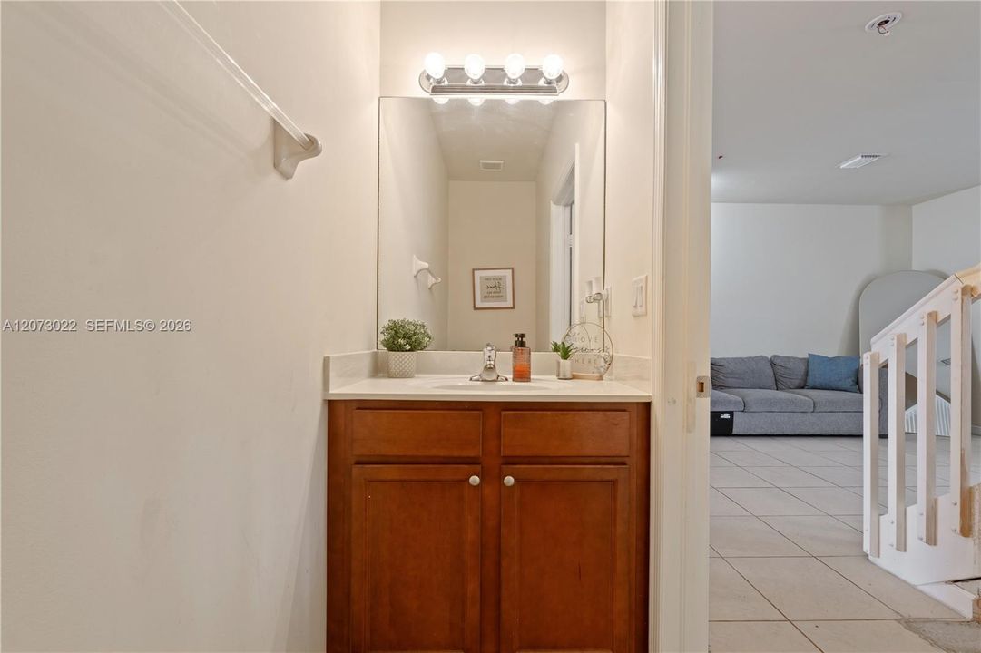 For Sale: $459,000 (3 beds, 2 baths, 1574 Square Feet)