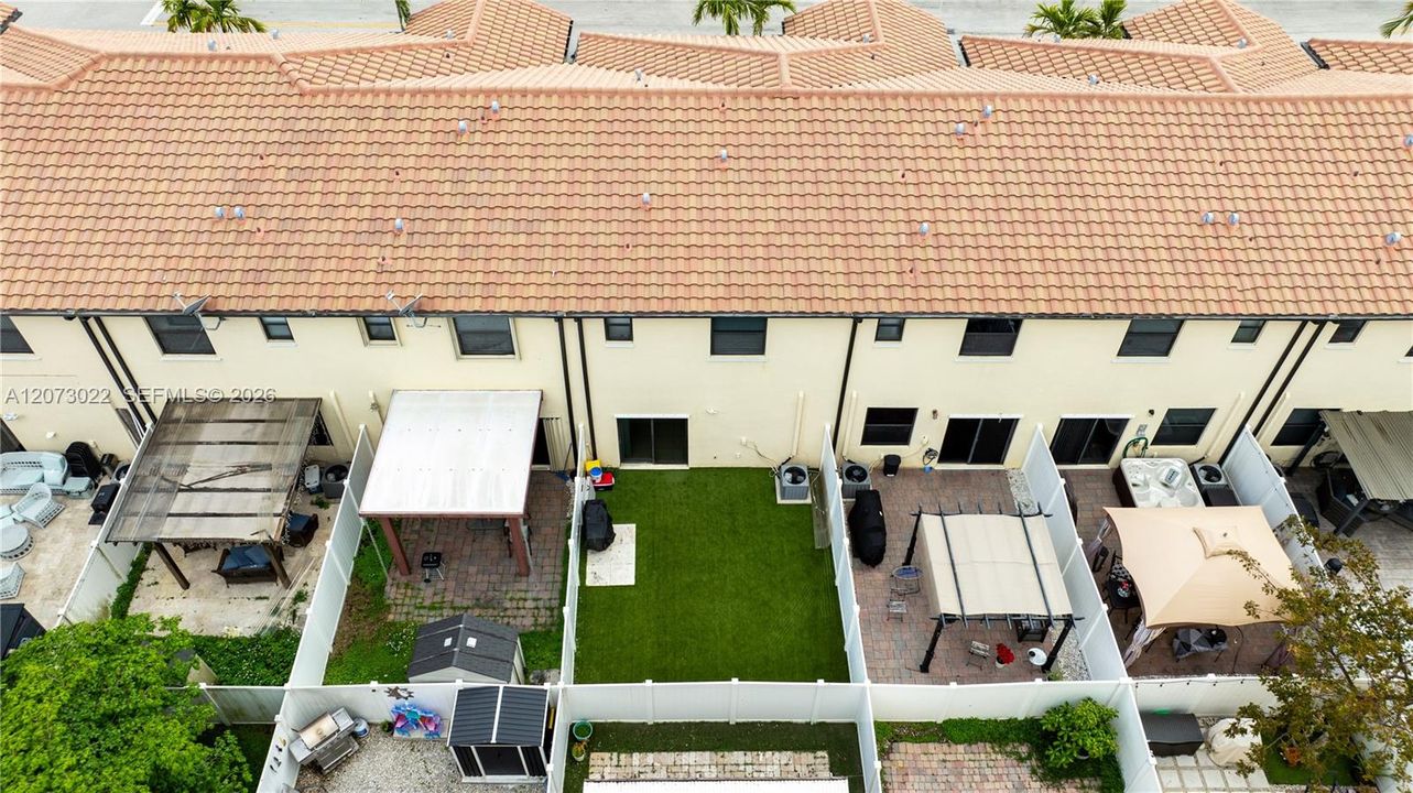 For Sale: $459,000 (3 beds, 2 baths, 1574 Square Feet)