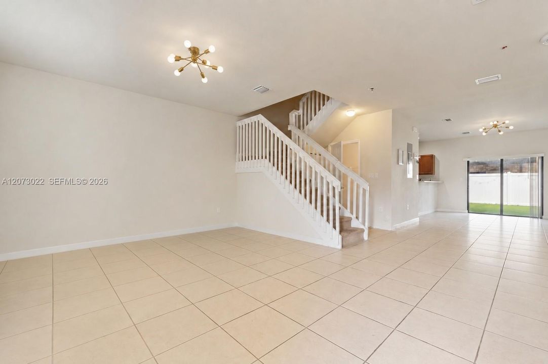 For Sale: $459,000 (3 beds, 2 baths, 1574 Square Feet)