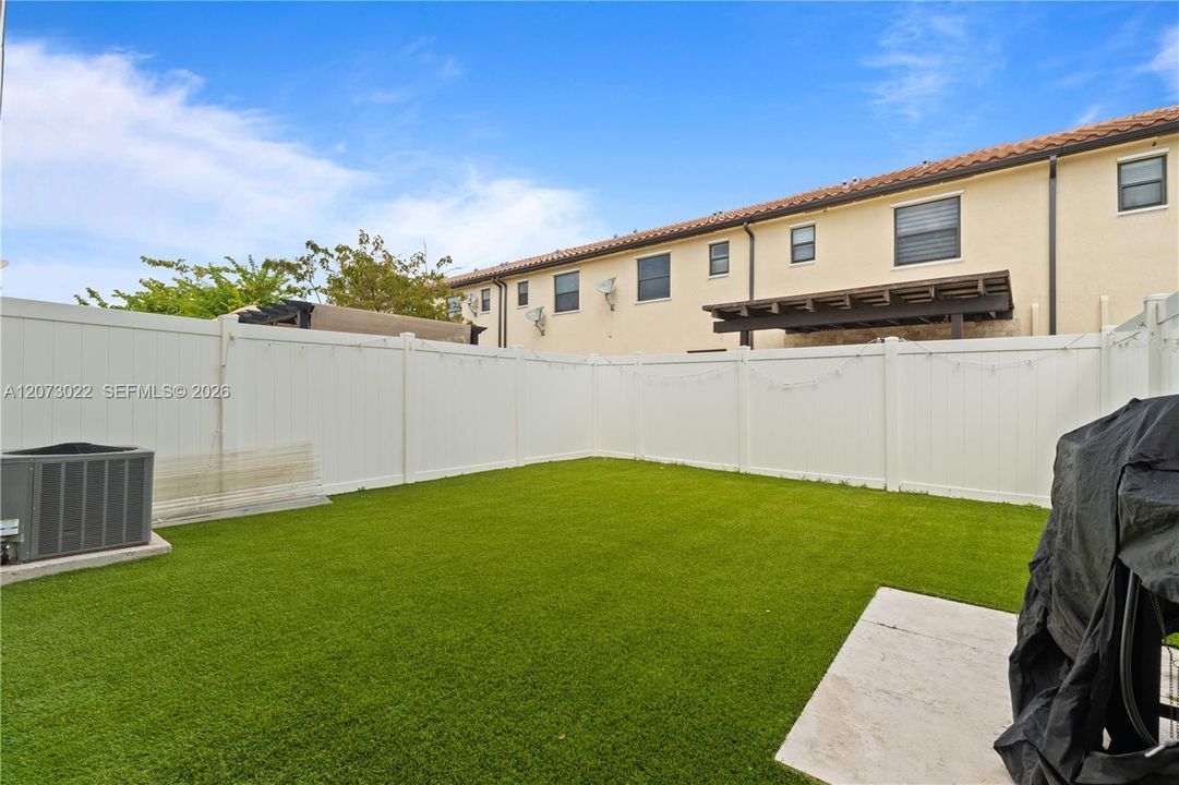 For Sale: $459,000 (3 beds, 2 baths, 1574 Square Feet)