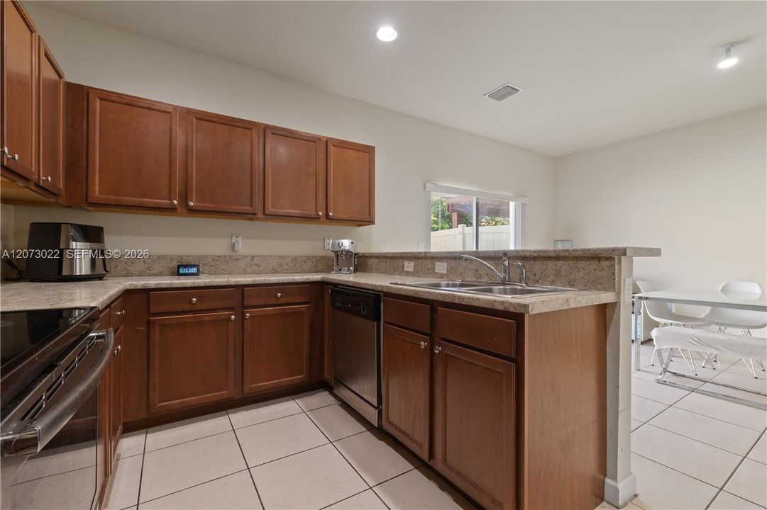 For Sale: $459,000 (3 beds, 2 baths, 1574 Square Feet)