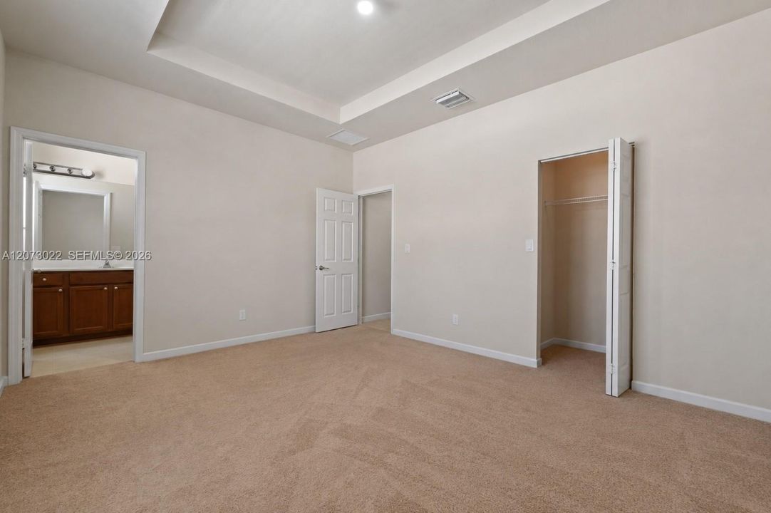 For Sale: $459,000 (3 beds, 2 baths, 1574 Square Feet)