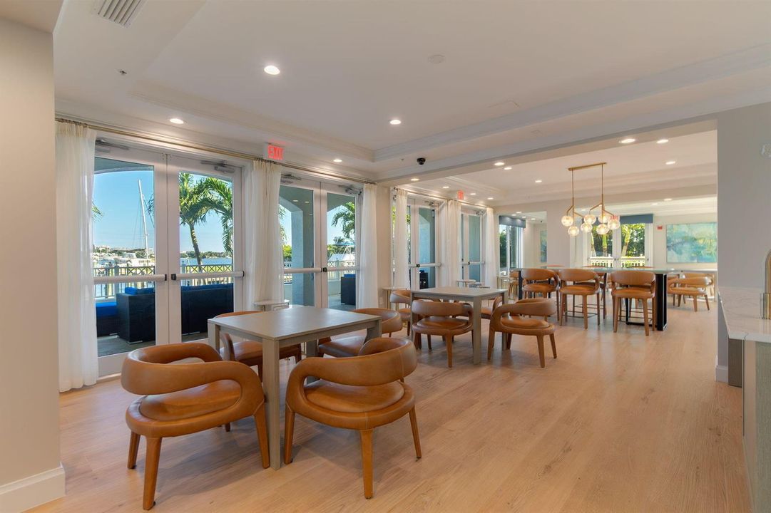+Club Room