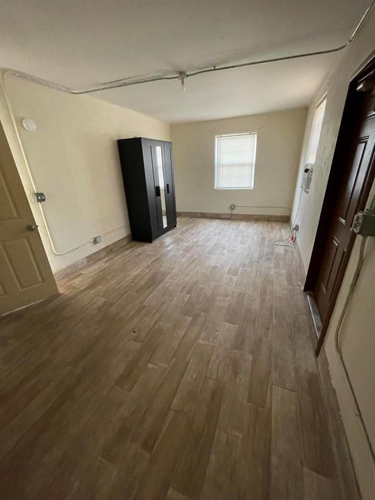 Large Bedroom