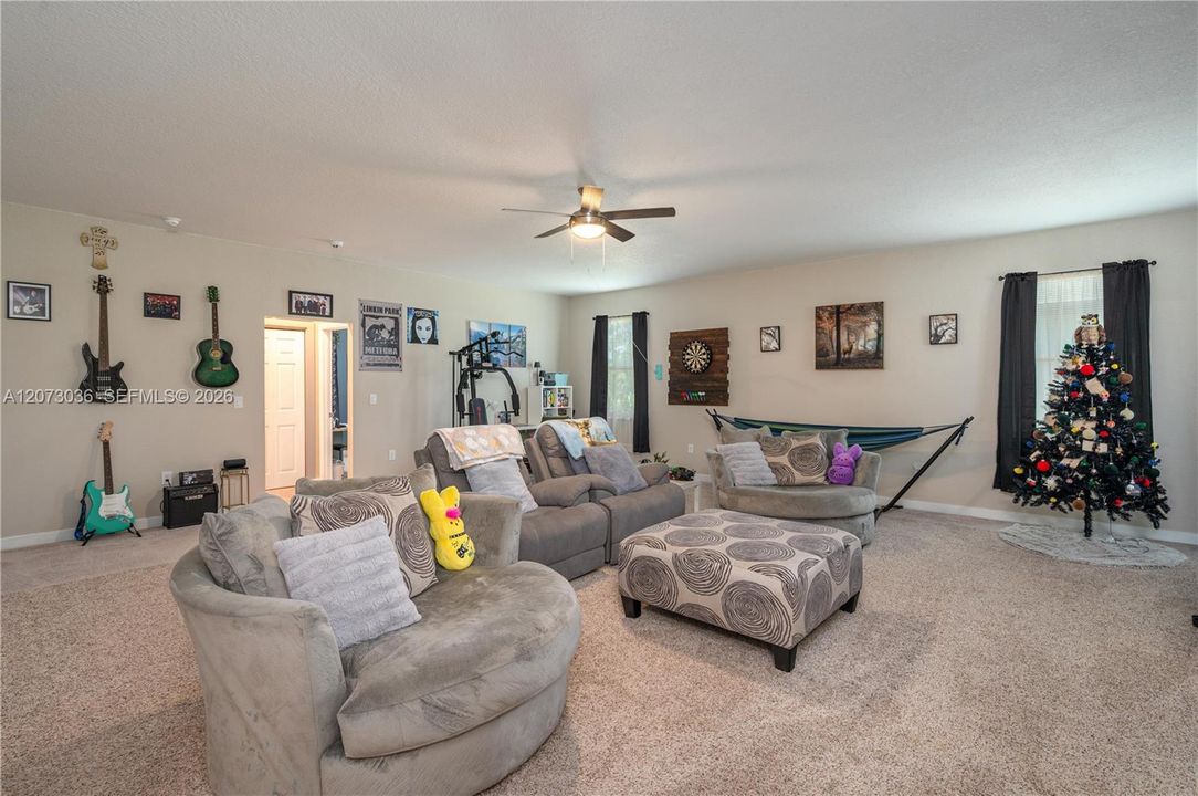 For Sale: $975,000 (6 beds, 4 baths, 0 Square Feet)
