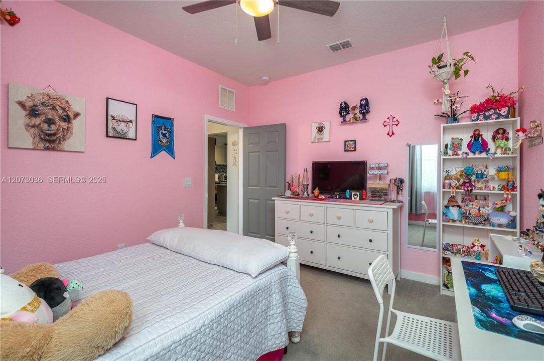 For Sale: $975,000 (6 beds, 4 baths, 0 Square Feet)