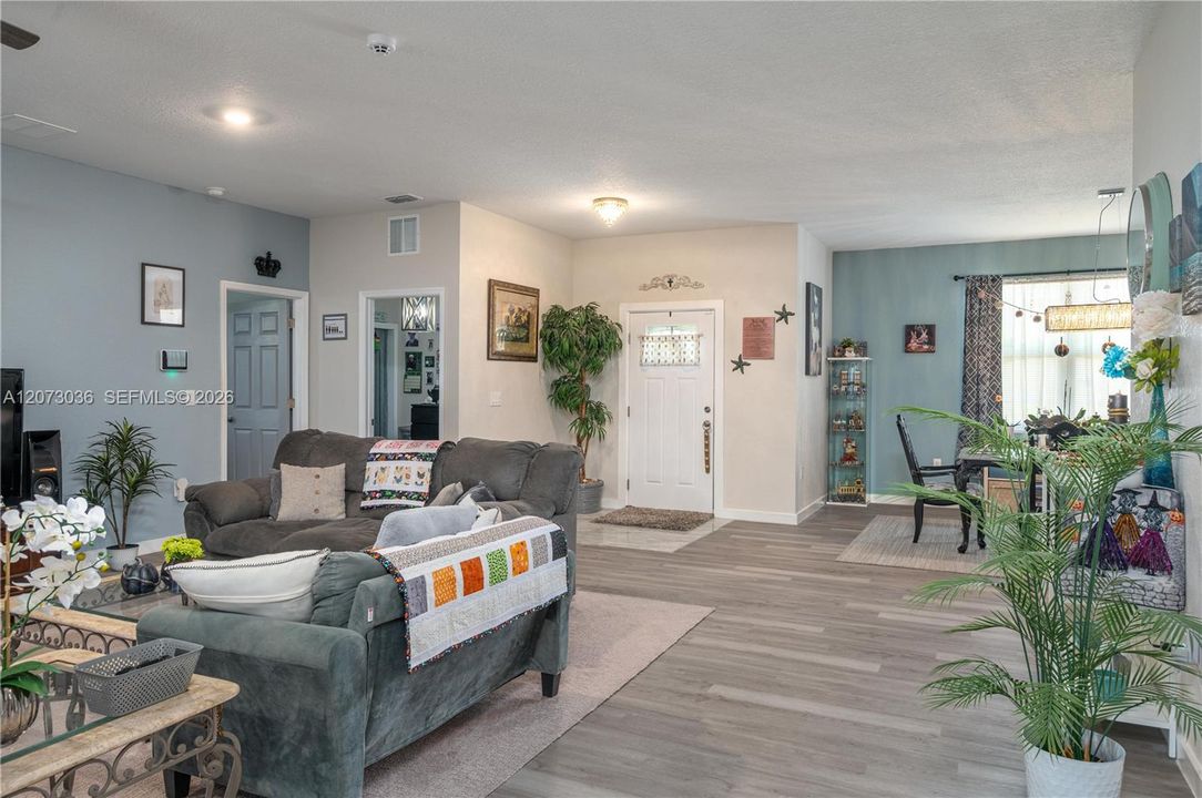 For Sale: $975,000 (6 beds, 4 baths, 0 Square Feet)
