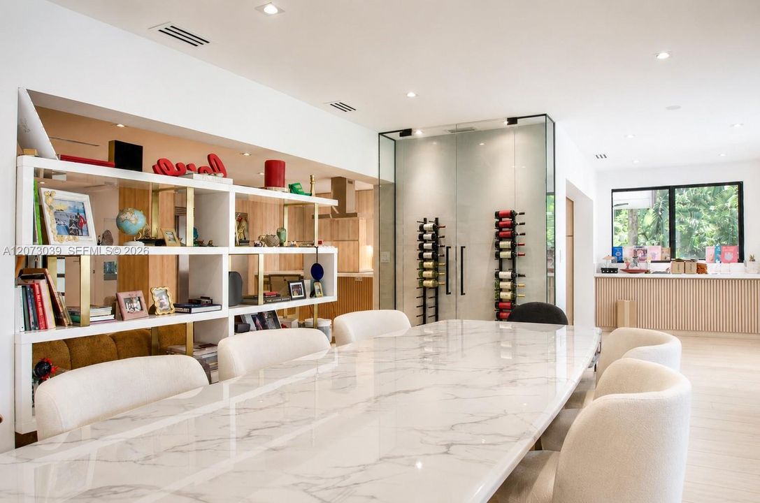 For Sale: $2,699,000 (4 beds, 4 baths, 3256 Square Feet)