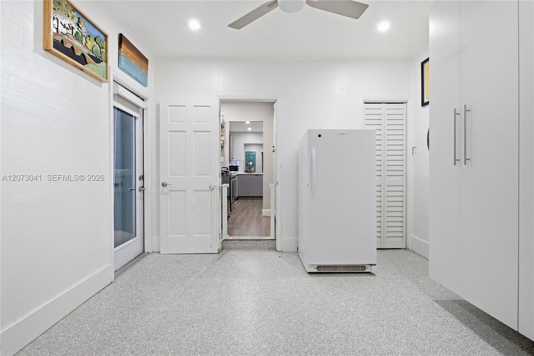 For Sale: $849,000 (3 beds, 2 baths, 1606 Square Feet)