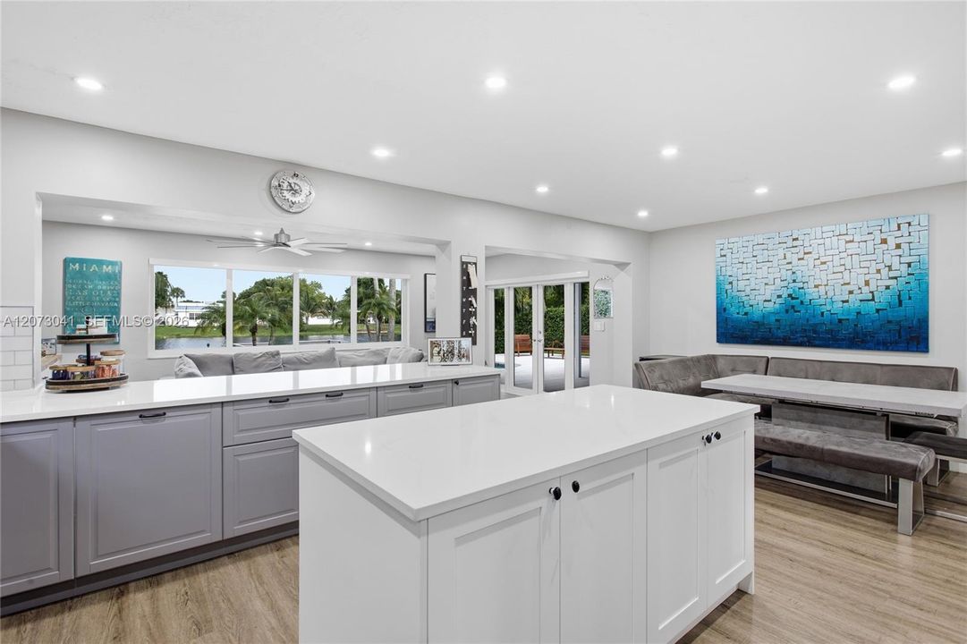 For Sale: $849,000 (3 beds, 2 baths, 1606 Square Feet)