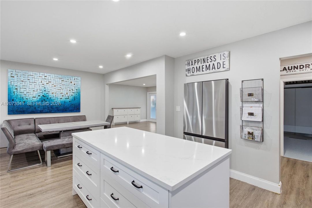 For Sale: $849,000 (3 beds, 2 baths, 1606 Square Feet)