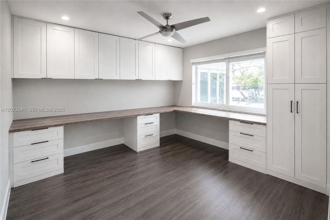 For Sale: $849,000 (3 beds, 2 baths, 1606 Square Feet)