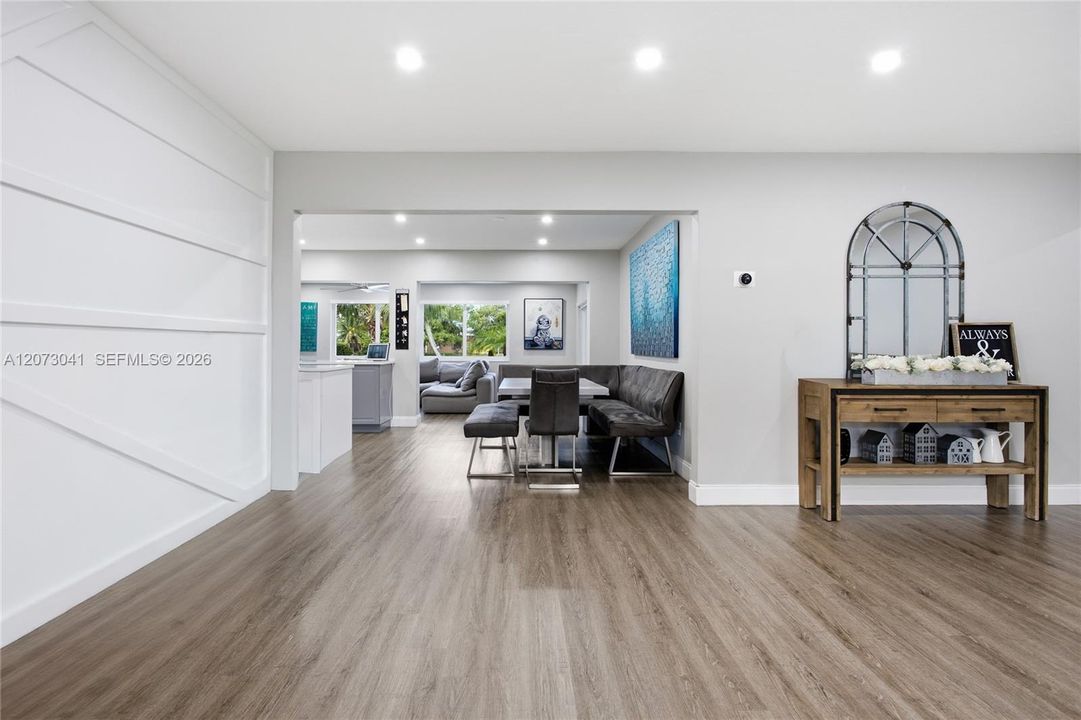 For Sale: $849,000 (3 beds, 2 baths, 1606 Square Feet)