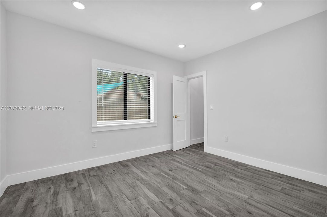 For Rent: $4,000 (3 beds, 2 baths, 1184 Square Feet)