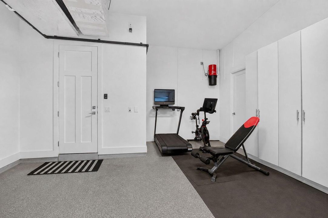 EXTRA SPACE IN GARAGE