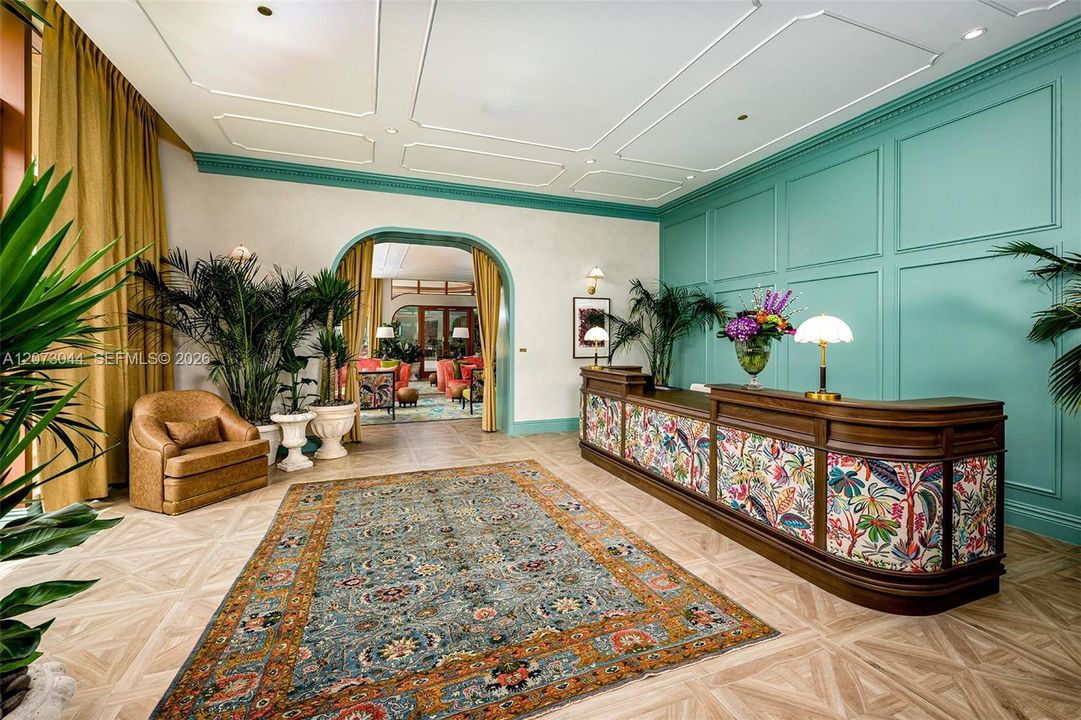 For Sale: $850,000 (1 beds, 1 baths, 720 Square Feet)