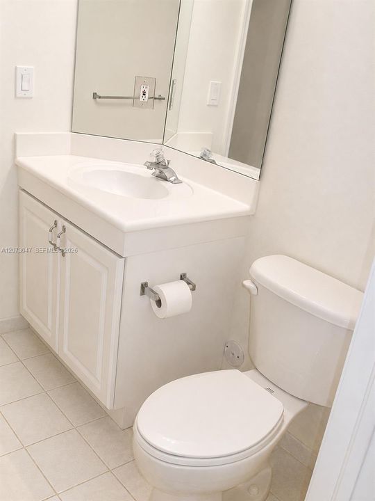For Rent: $2,375 (2 beds, 2 baths, 1115 Square Feet)
