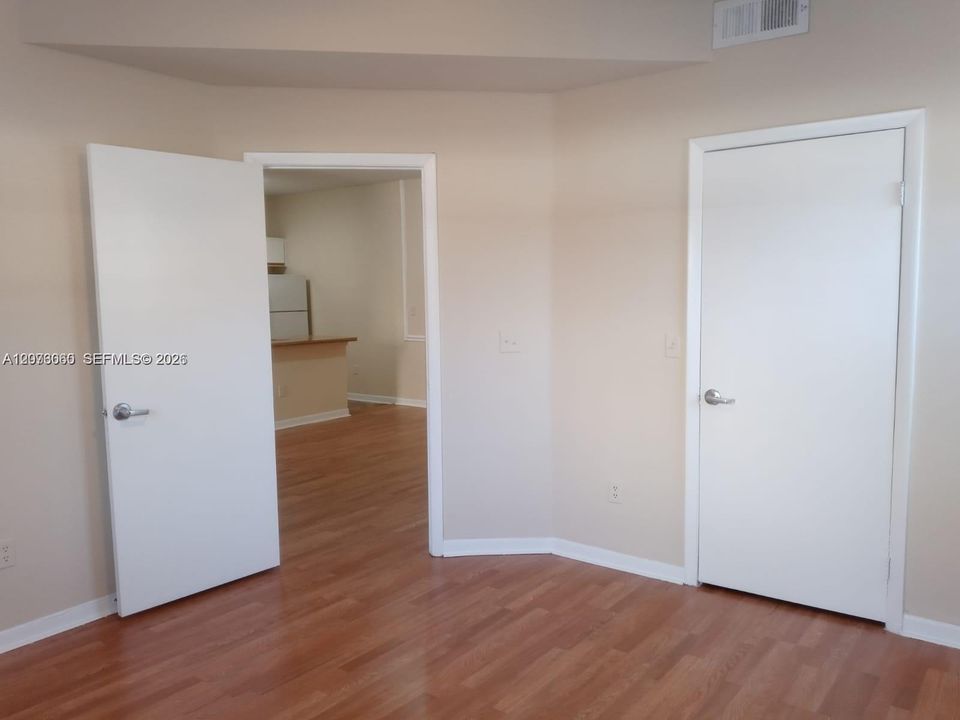 En Venta: $185,000 (1 camas, 1 baños, 763 Pies cuadrados)