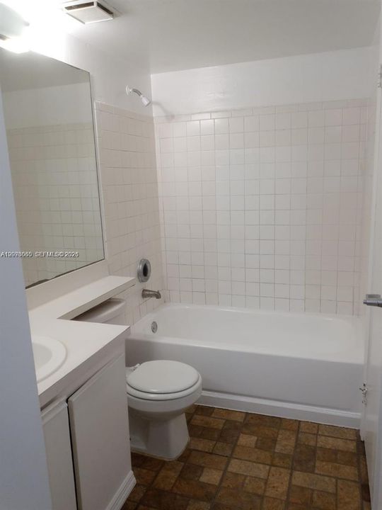 En Venta: $185,000 (1 camas, 1 baños, 763 Pies cuadrados)